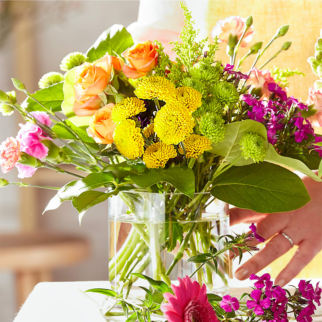Bold & Bright – A Florist Original – MOSS & CO, Watkinsville GA
