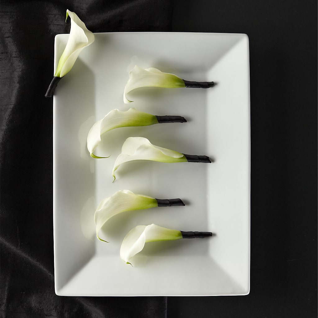 Calla Lily Promise Boutonniere – MOSS & CO, Watkinsville GA