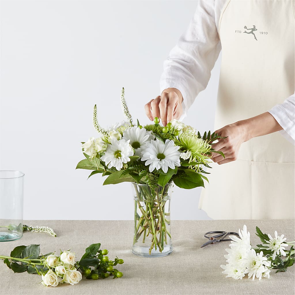 Irish Garden - A Florist Original – MOSS & CO, Watkinsville GA