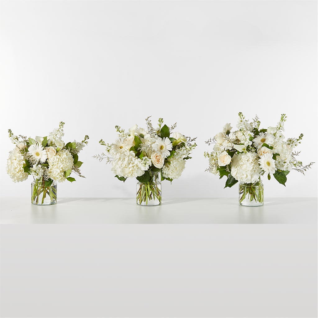 Sun-drenched Blooms Box Bouquet – MOSS & CO, Watkinsville GA