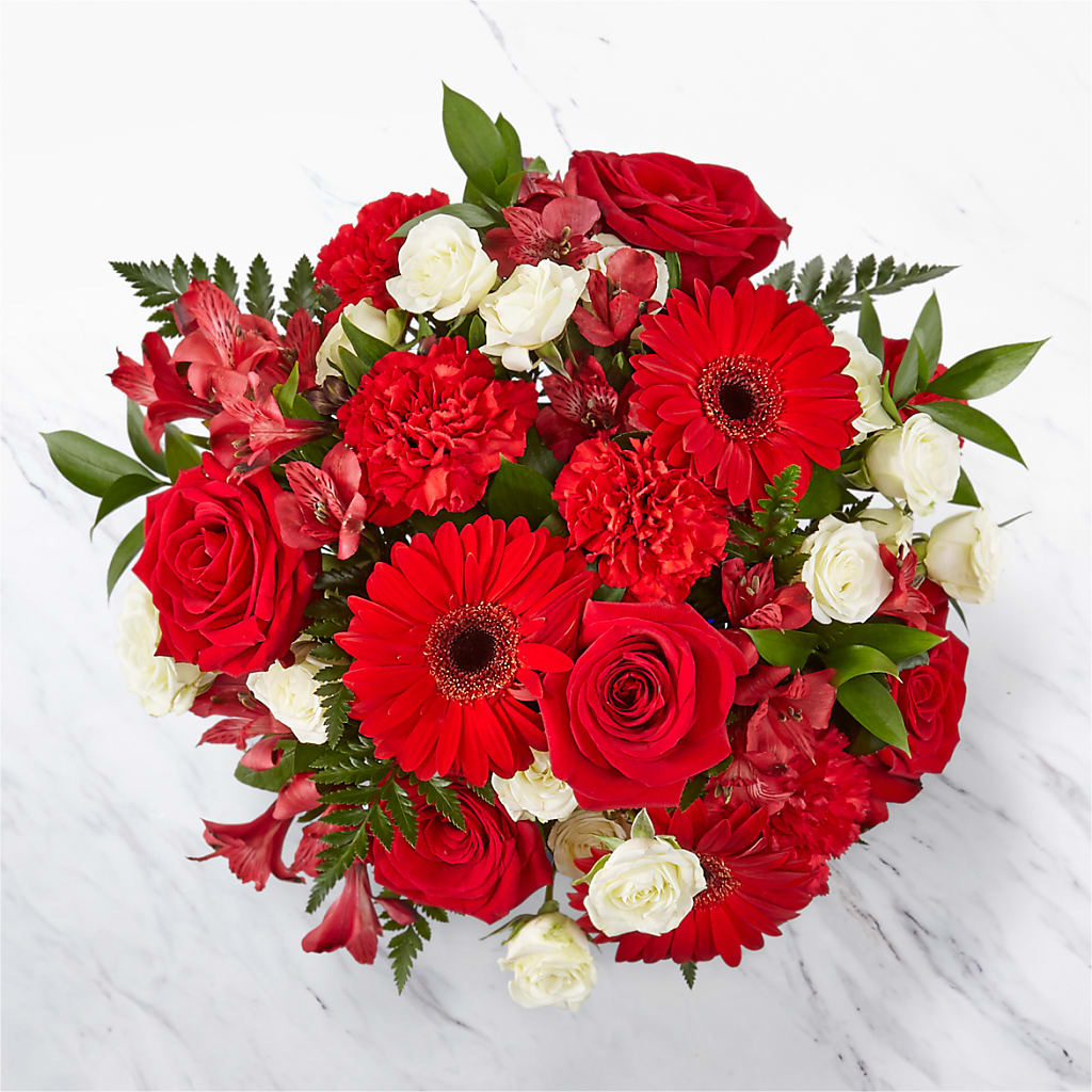 Hearts Embrace Bouquet – MOSS & CO, Watkinsville GA