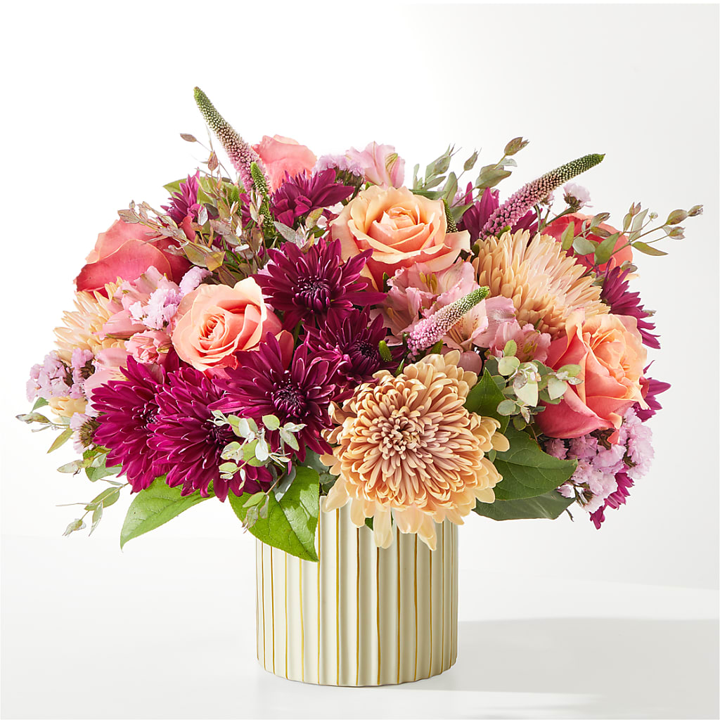 Berry Cobbler Bouquet with Ivory Vase – MOSS & CO, Watkinsville GA