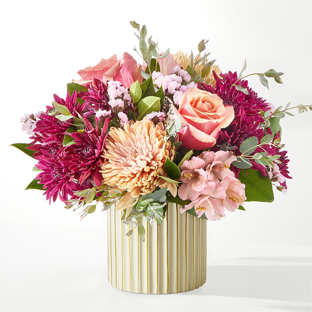 Berry Cobbler Bouquet with Ivory Vase – MOSS & CO, Watkinsville GA