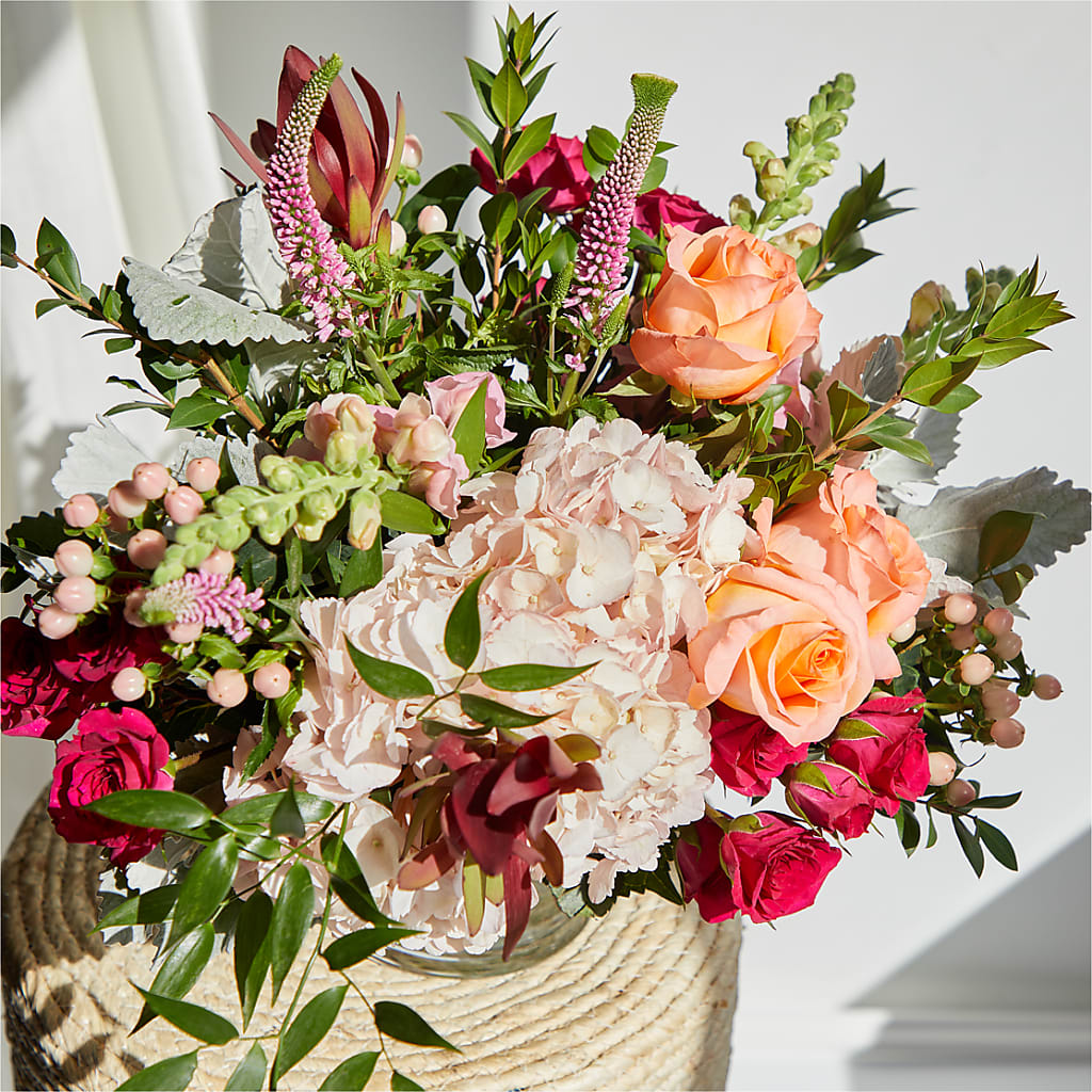 Glitz & Glam Bouquet – MOSS & CO, Watkinsville GA