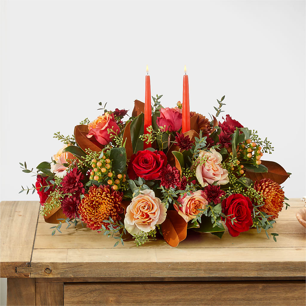 Gather Near Centerpiece – MOSS & CO, Watkinsville GA